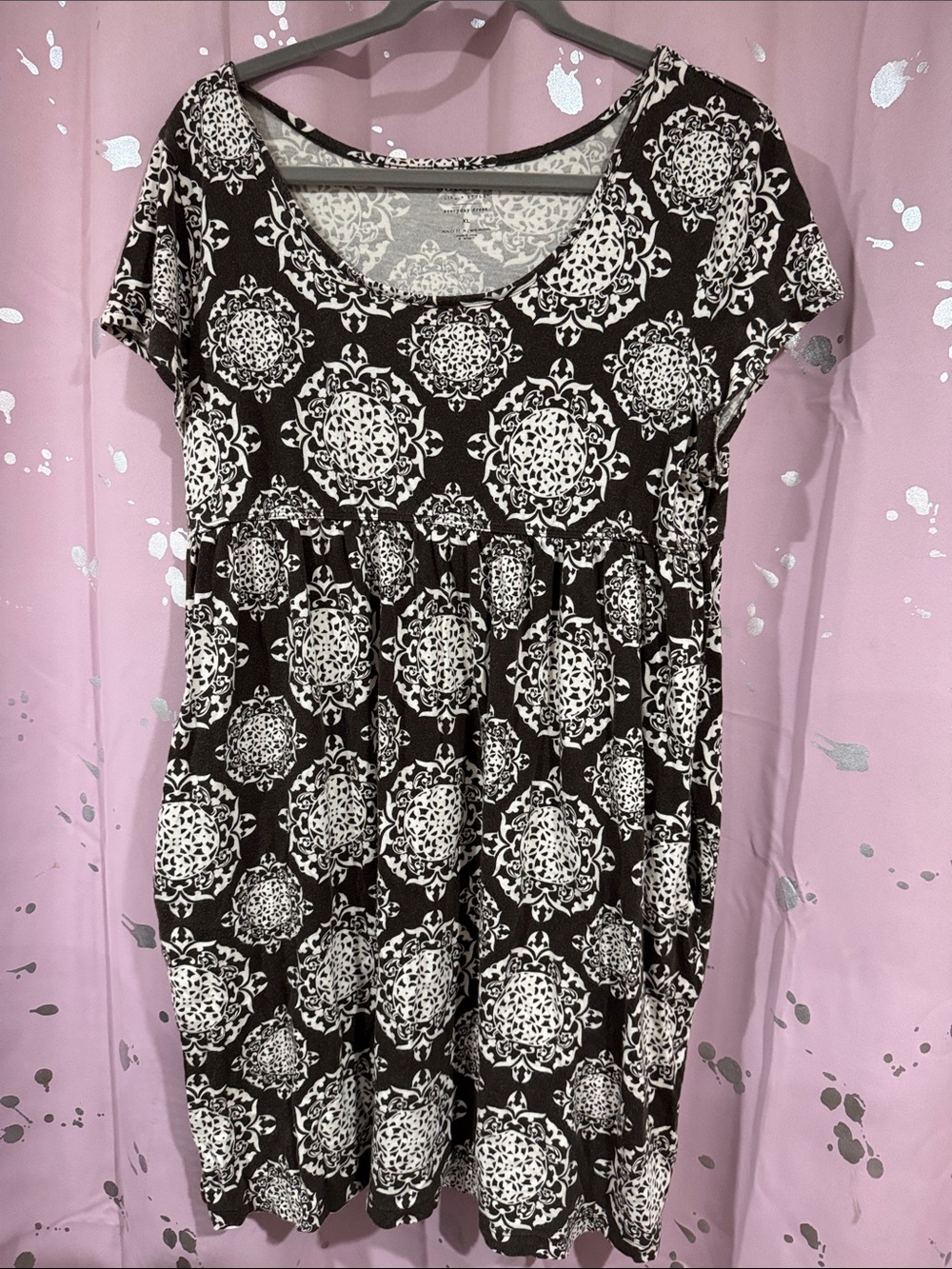 Sonoma Black & White Medallion Midi Dress